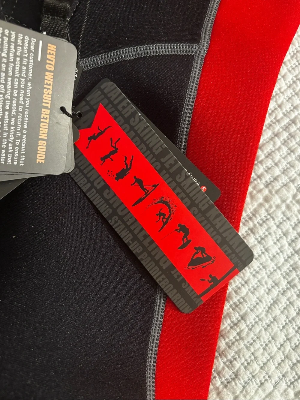 NWT Hevto Guardian Youth Black Red Full Wetsuit Size 4 Kids Surf Swim